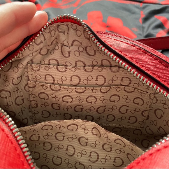 GUESS Cherry Red Fanny Pack Style Purse 🍒💄 - Picture 3 of 3